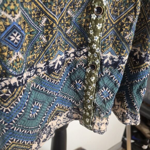 Oddy Shirt Dress Medium Mixed Print Crochet Detail Knee Length Boho Hippie - Picture 3 of 9